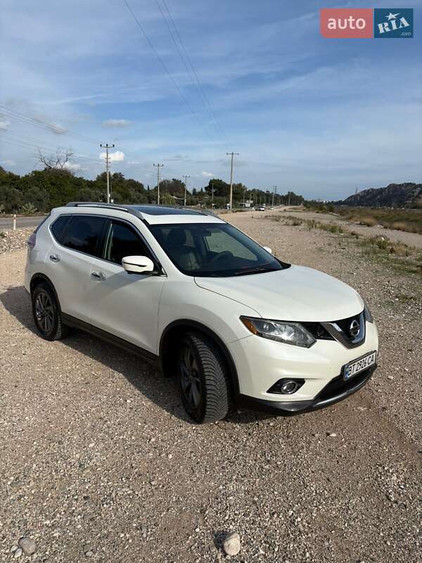 Позашляховик / Кросовер Nissan Rogue 2015 в Луцьку