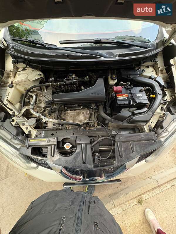 Позашляховик / Кросовер Nissan Rogue 2015 в Луцьку