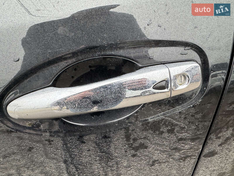 Внедорожник / Кроссовер Nissan Rogue 2018 в Киеве