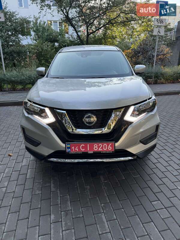 Nissan Rogue 2020