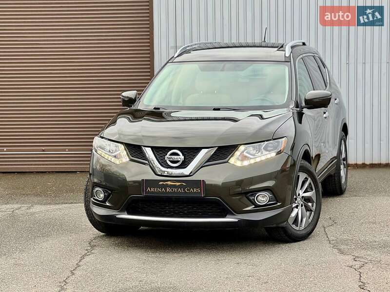 Внедорожник / Кроссовер Nissan Rogue 2015 в Киеве