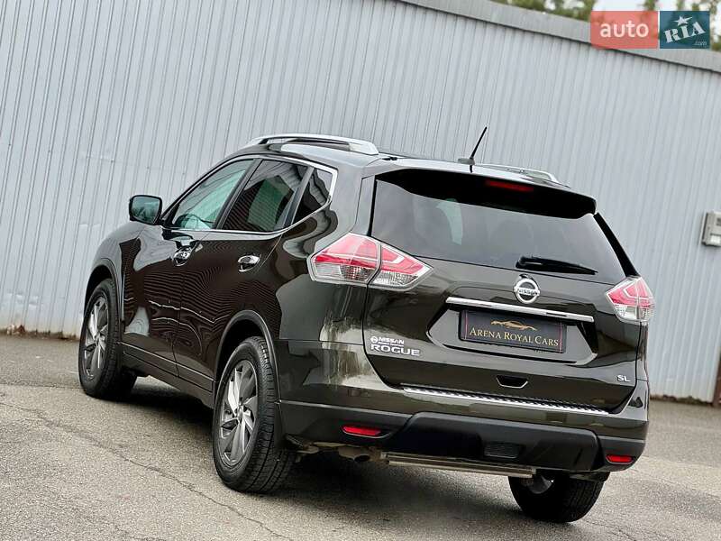 Внедорожник / Кроссовер Nissan Rogue 2015 в Киеве