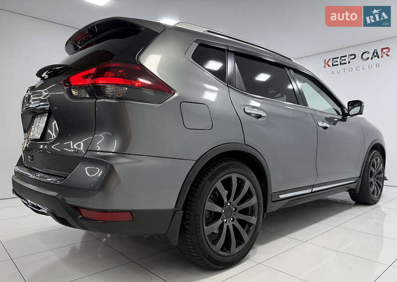 Внедорожник / Кроссовер Nissan Rogue 2018 в Одессе