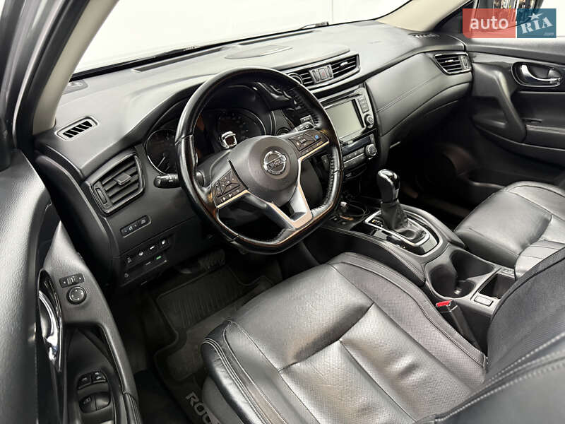 Внедорожник / Кроссовер Nissan Rogue 2018 в Одессе