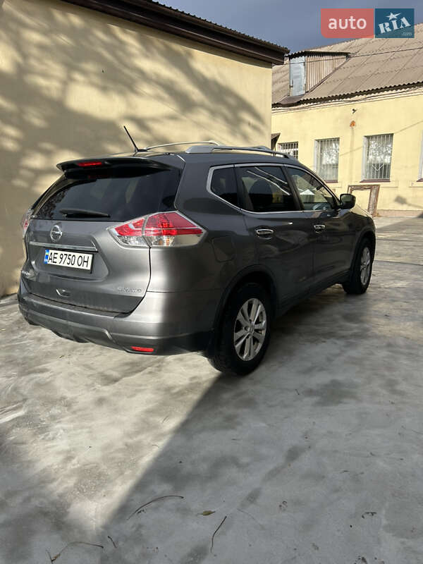 Внедорожник / Кроссовер Nissan Rogue 2014 в Днепре