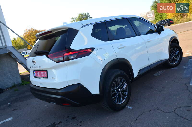 Внедорожник / Кроссовер Nissan Rogue 2021 в Дрогобыче