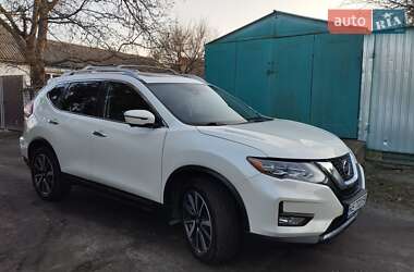 Внедорожник / Кроссовер Nissan Rogue 2017 в Днепре