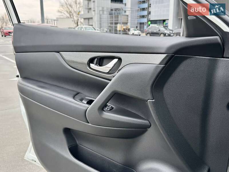 Внедорожник / Кроссовер Nissan Rogue 2016 в Киеве фото 32 Внедорожник / Кроссовер Nissan Rogue 2016 в Киеве