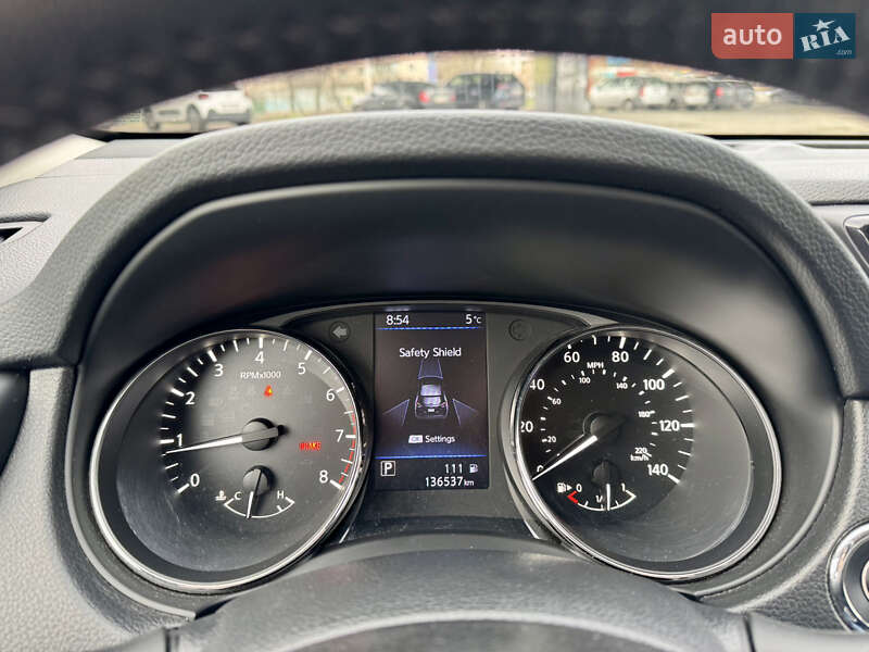 Позашляховик / Кросовер Nissan Rogue 2018 в Києві