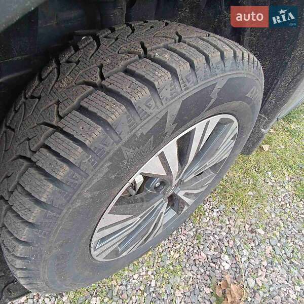 Позашляховик / Кросовер Nissan Rogue 2023 в Черкасах