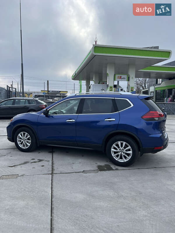 Внедорожник / Кроссовер Nissan Rogue 2017 в Белой Церкви