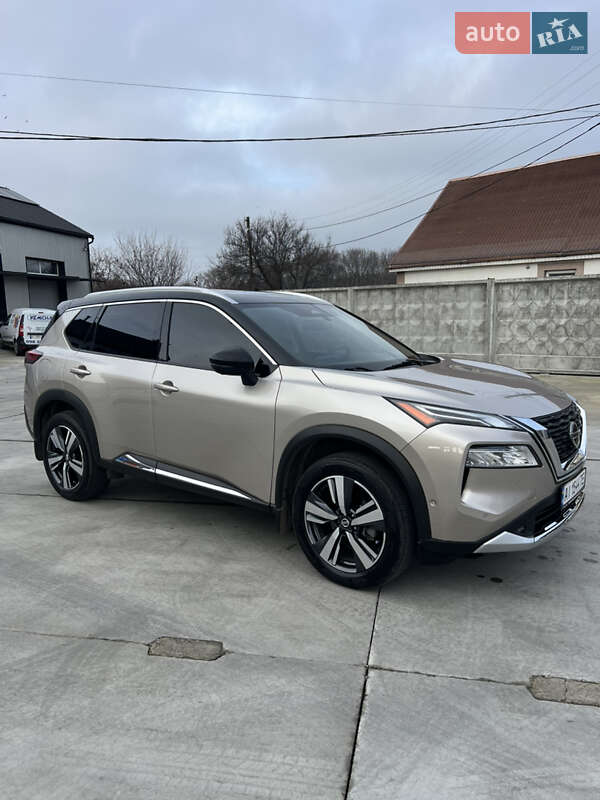 Внедорожник / Кроссовер Nissan Rogue 2021 в Белой Церкви