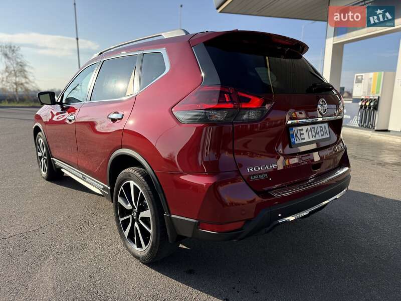 Внедорожник / Кроссовер Nissan Rogue 2018 в Днепре
