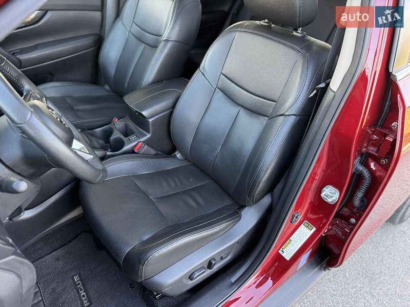 Внедорожник / Кроссовер Nissan Rogue 2018 в Днепре