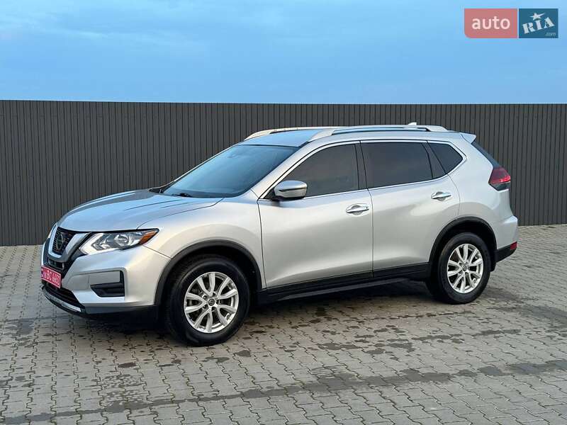 Внедорожник / Кроссовер Nissan Rogue 2019 в Хмельницком