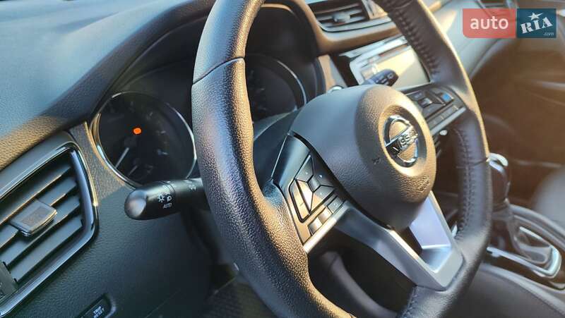 Внедорожник / Кроссовер Nissan Rogue 2020 в Полтаве