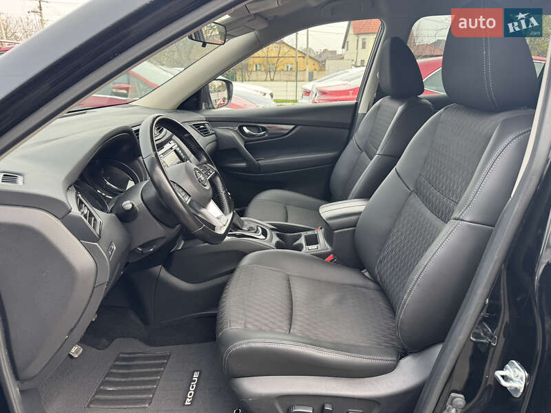 Позашляховик / Кросовер Nissan Rogue 2018 в Ізмаїлі