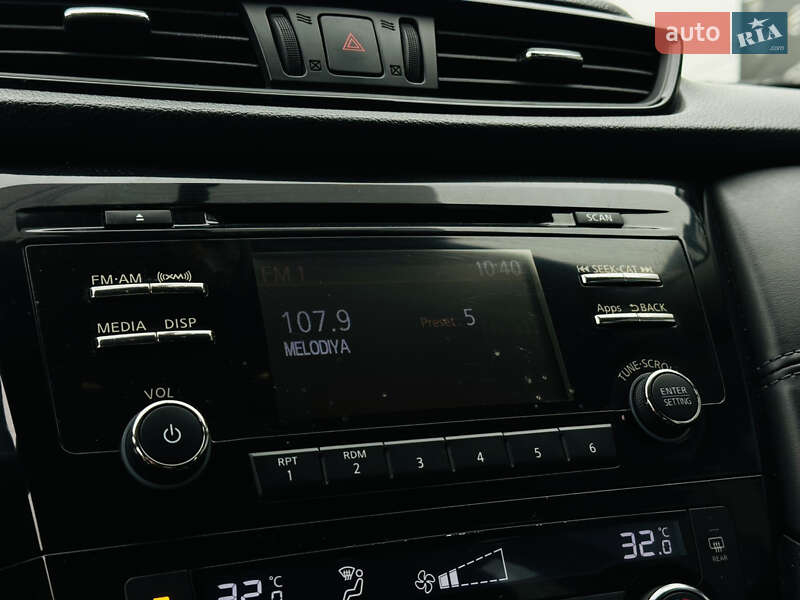 Внедорожник / Кроссовер Nissan Rogue 2015 в Харькове