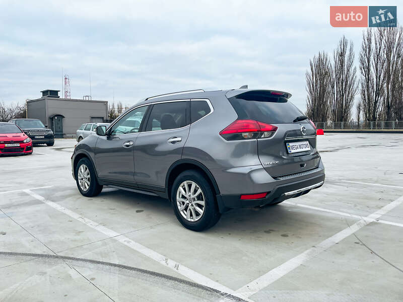 Внедорожник / Кроссовер Nissan Rogue 2016 в Киеве фото 4 Внедорожник / Кроссовер Nissan Rogue 2016 в Киеве