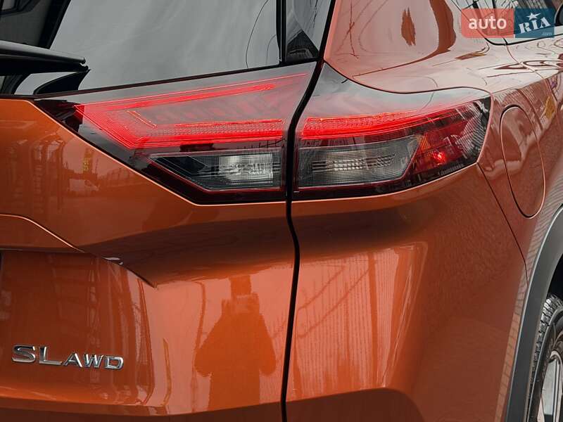 Внедорожник / Кроссовер Nissan Rogue 2020 в Белой Церкви