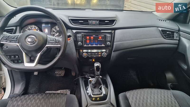 Внедорожник / Кроссовер Nissan Rogue 2019 в Знаменке