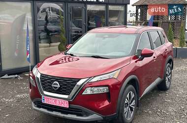 Позашляховик / Кросовер Nissan Rogue 2022 в Луцьку