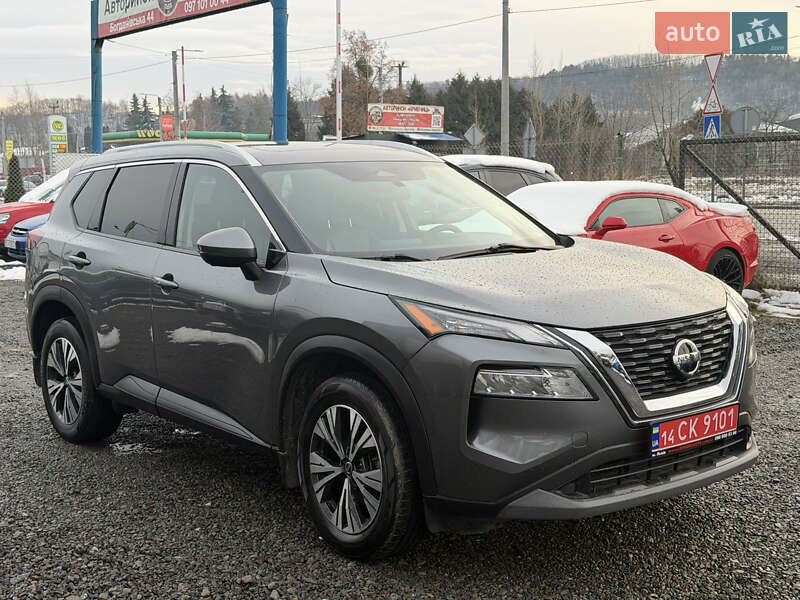 Внедорожник / Кроссовер Nissan Rogue 2021 в Львове