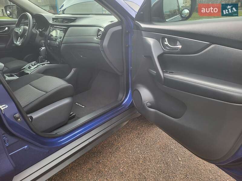 Внедорожник / Кроссовер Nissan Rogue 2017 в Ровно фото 14 Внедорожник / Кроссовер Nissan Rogue 2017 в Ровно