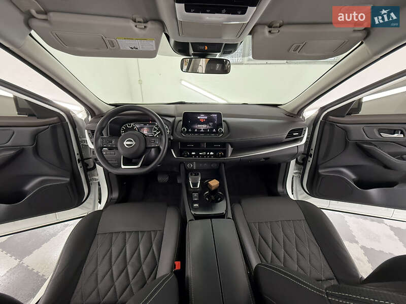 Позашляховик / Кросовер Nissan Rogue 2023 в Трускавці