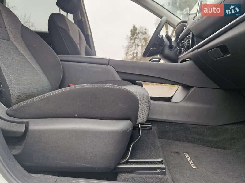 Позашляховик / Кросовер Nissan Rogue 2021 в Умані