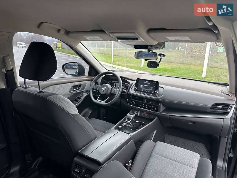 Внедорожник / Кроссовер Nissan Rogue 2021 в Запорожье