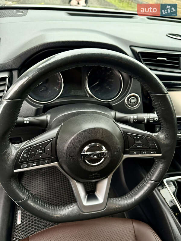 Внедорожник / Кроссовер Nissan Rogue 2017 в Ровно фото 26 Внедорожник / Кроссовер Nissan Rogue 2017 в Ровно