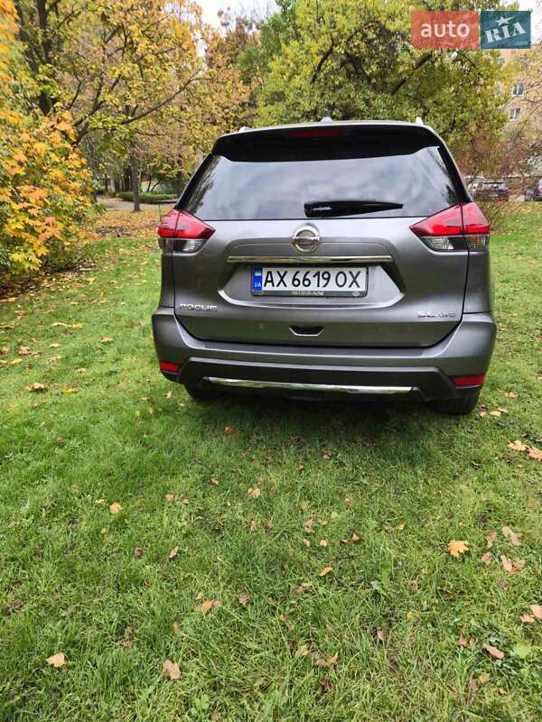 Позашляховик / Кросовер Nissan Rogue 2018 в Харкові