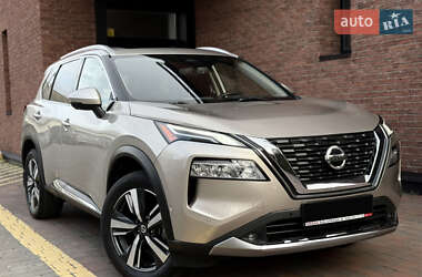 Позашляховик / Кросовер Nissan Rogue 2021 в Києві