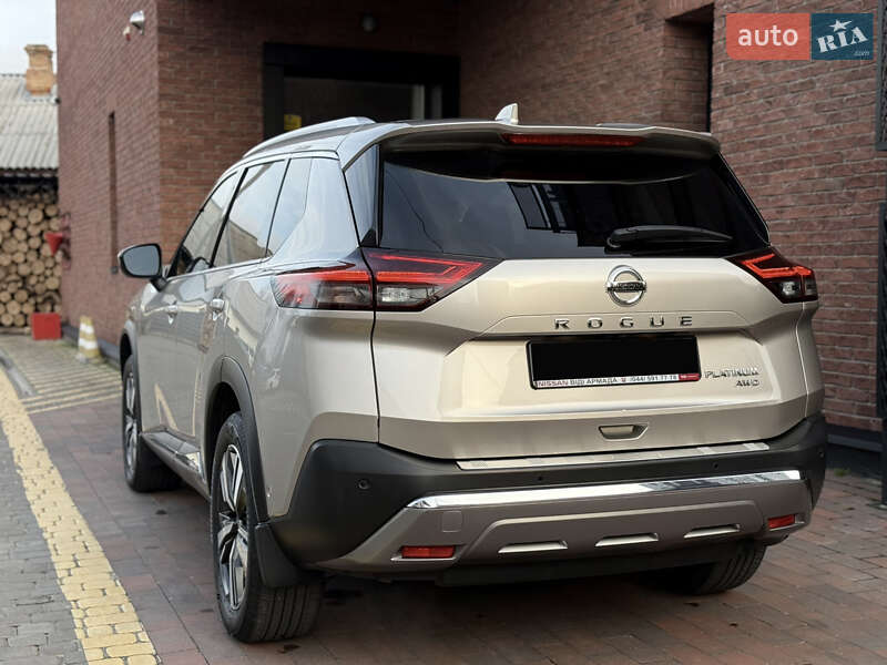 Позашляховик / Кросовер Nissan Rogue 2021 в Києві