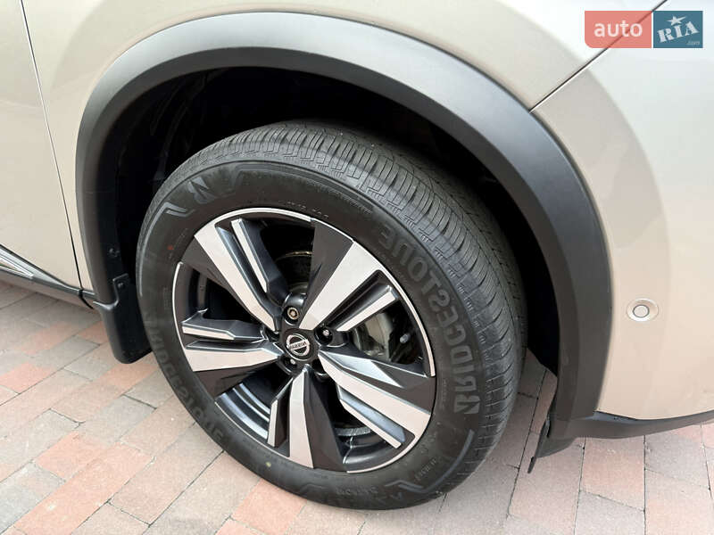 Позашляховик / Кросовер Nissan Rogue 2021 в Києві