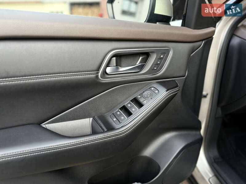 Позашляховик / Кросовер Nissan Rogue 2021 в Києві