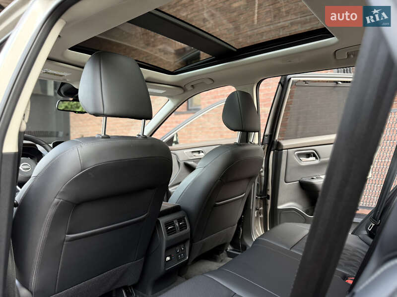 Позашляховик / Кросовер Nissan Rogue 2021 в Києві