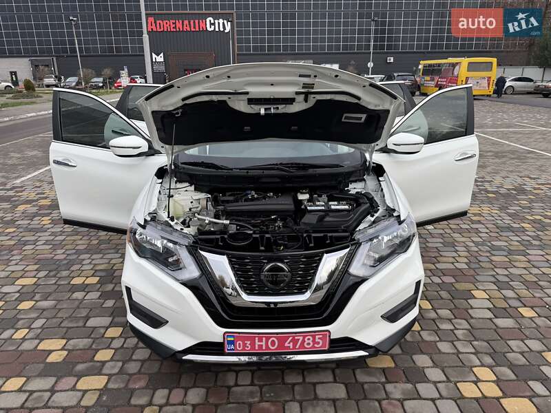 Позашляховик / Кросовер Nissan Rogue 2018 в Луцьку