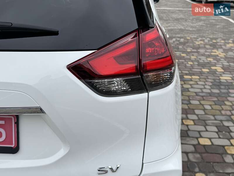 Позашляховик / Кросовер Nissan Rogue 2018 в Луцьку