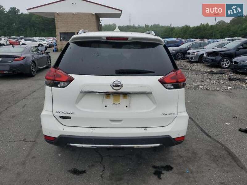 Внедорожник / Кроссовер Nissan Rogue 2020 в Львове