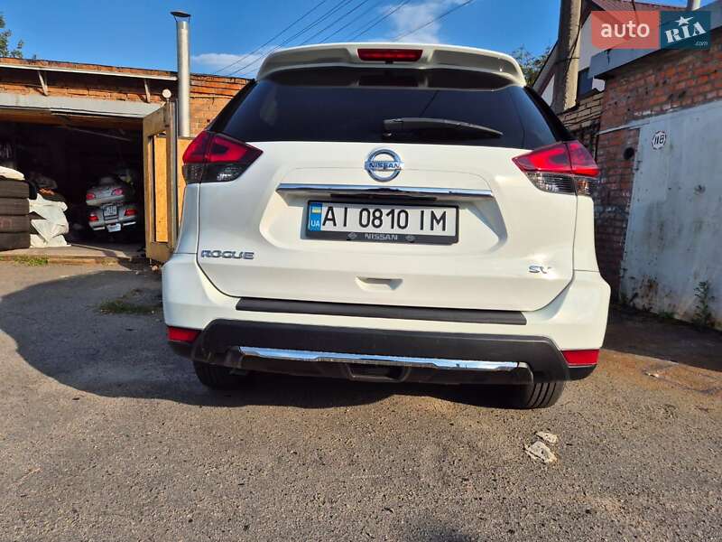Позашляховик / Кросовер Nissan Rogue 2017 в Білій Церкві