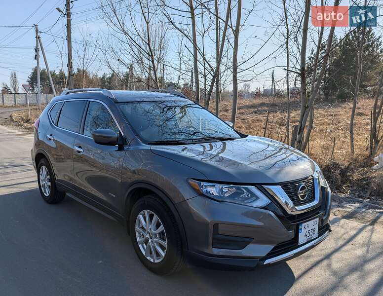 Позашляховик / Кросовер Nissan Rogue 2018 в Києві