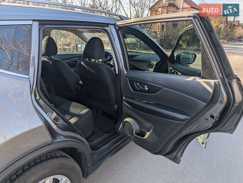 Позашляховик / Кросовер Nissan Rogue 2018 в Києві