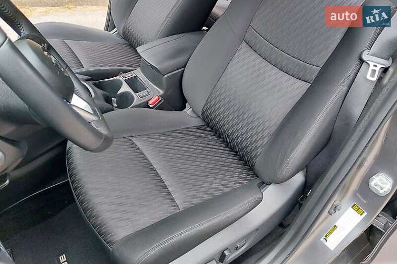 Позашляховик / Кросовер Nissan Rogue 2018 в Києві фото 4 Позашляховик / Кросовер Nissan Rogue 2018 в Києві
