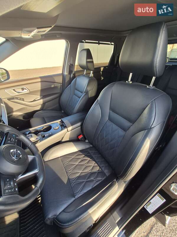 Внедорожник / Кроссовер Nissan Rogue 2020 в Николаеве