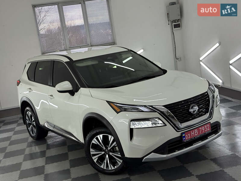 Внедорожник / Кроссовер Nissan Rogue 2023 в Трускавце