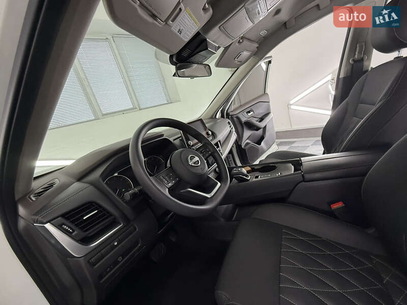 Внедорожник / Кроссовер Nissan Rogue 2023 в Трускавце