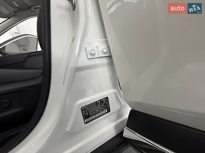 Внедорожник / Кроссовер Nissan Rogue 2023 в Трускавце