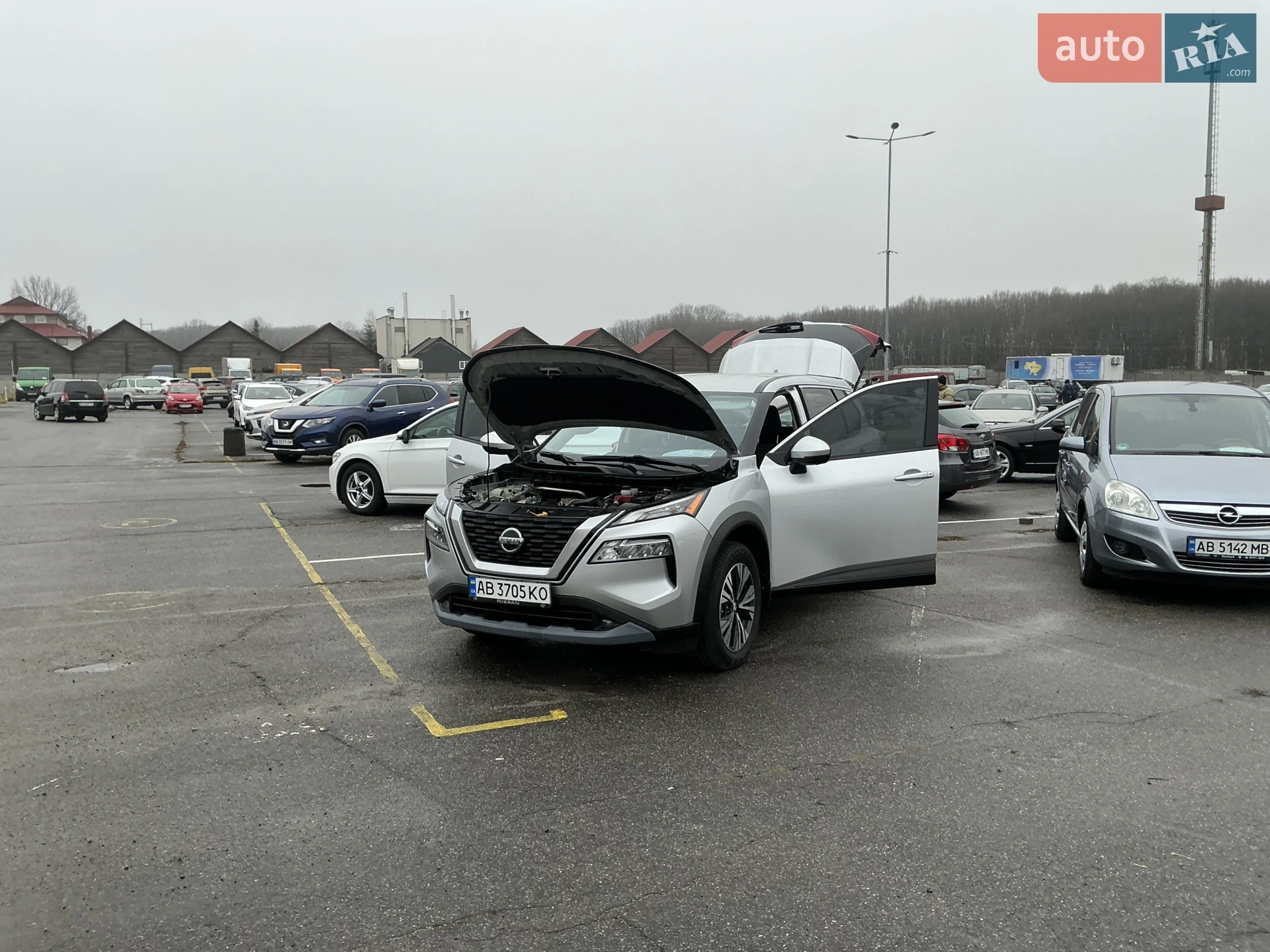 2021 Nissan Rogue - мініатюра 11